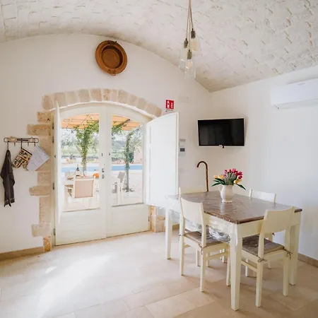 Trullo La Dama Forestiera * 알베르벨로