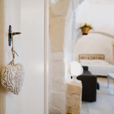 Trullo La Dama Forestiera Villa