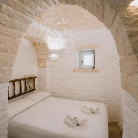 Trullo La Dama Forestiera Alberobello
